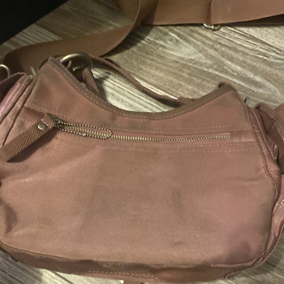 Vintage George Gina & Lucy crossbody Bag - Picture 8 of 17